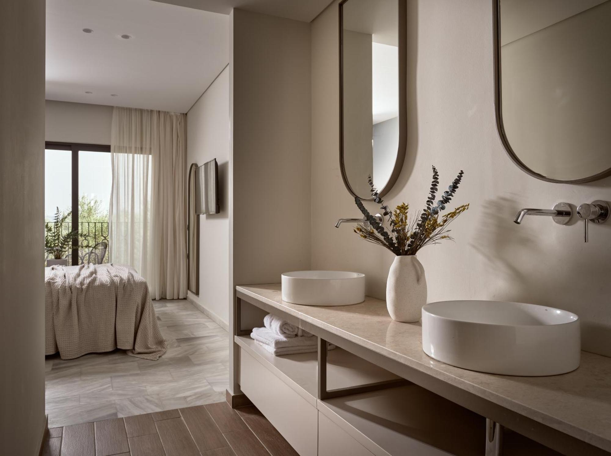 Hotel Pallas ลากานาส ภายนอก รูปภาพ