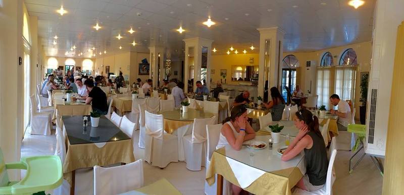 Hotel Pallas ลากานาส ภายนอก รูปภาพ