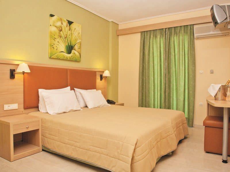 Hotel Pallas ลากานาส ภายนอก รูปภาพ