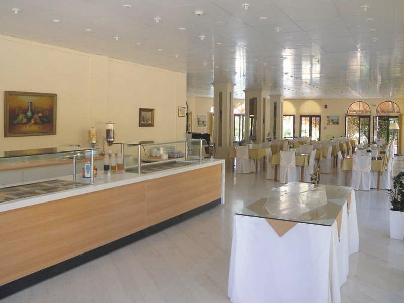 Hotel Pallas ลากานาส ภายนอก รูปภาพ